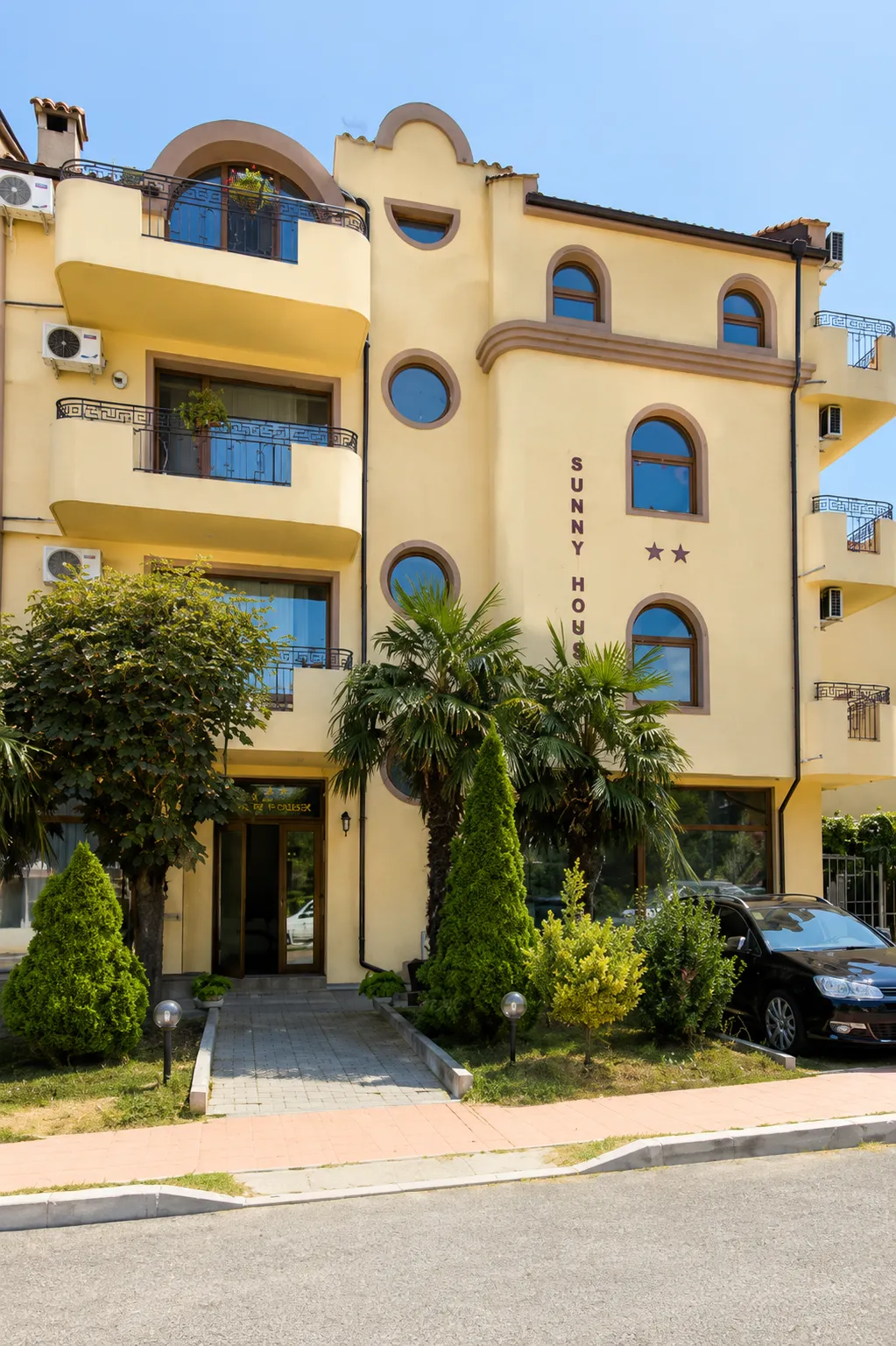 Къща за гости Sunny House в Царево